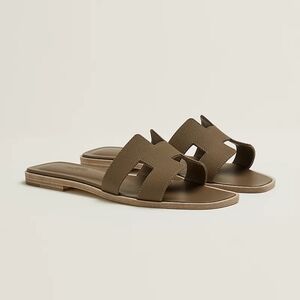 Hermes Oran Etoupe Taupe Sandals 38 7.5